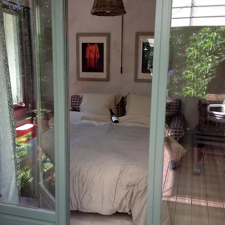 Holidayhomepoujol 4-5 Persons Montfermier