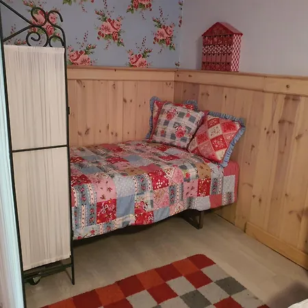 Holidayhomepoujol 4-5 Persons 別荘 *